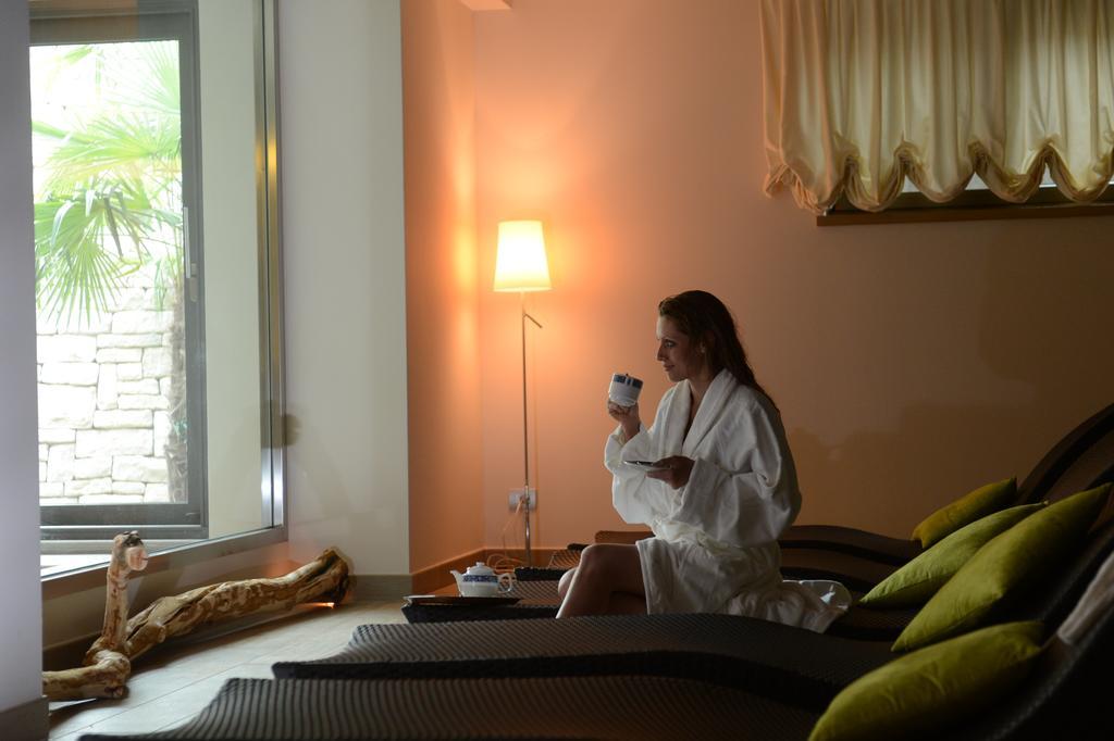 Hotel Ambassador Levico Terme Extérieur photo