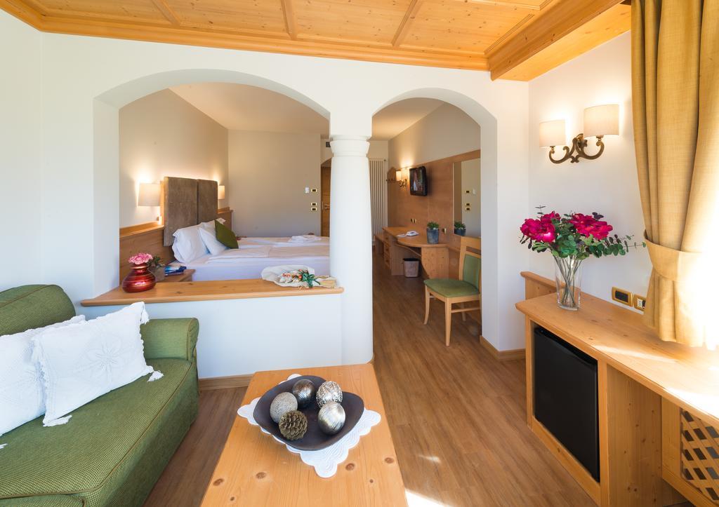 Hotel Ambassador Levico Terme Extérieur photo