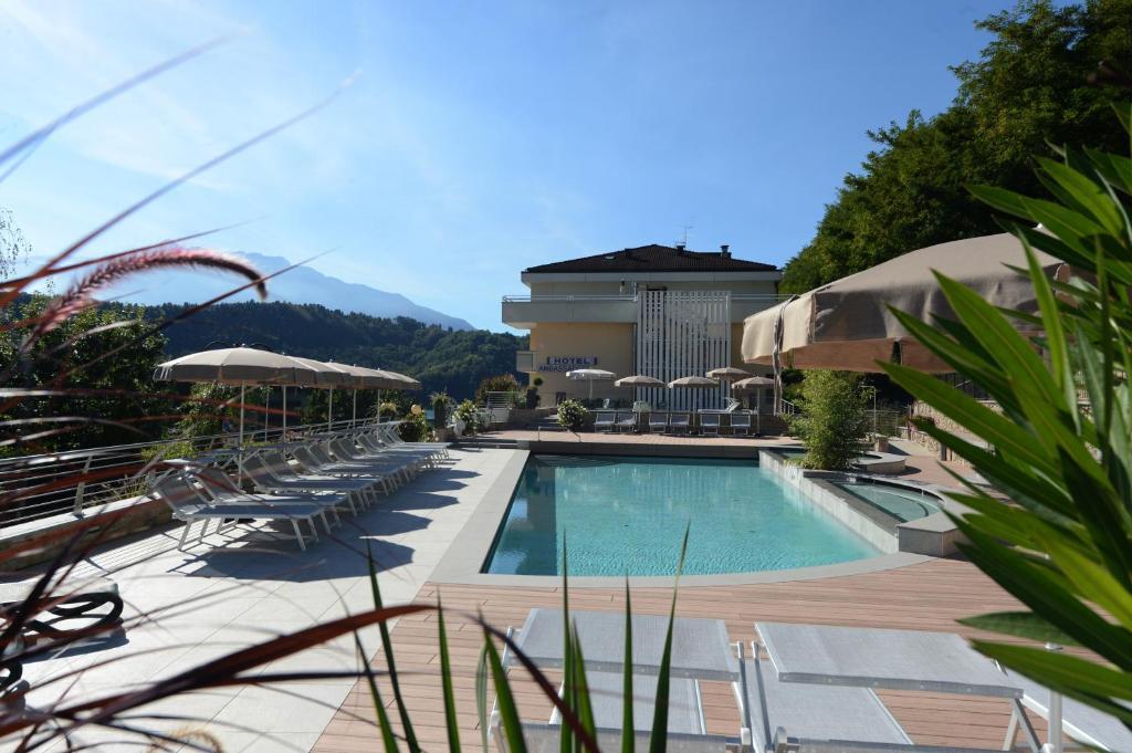 Hotel Ambassador Levico Terme Extérieur photo