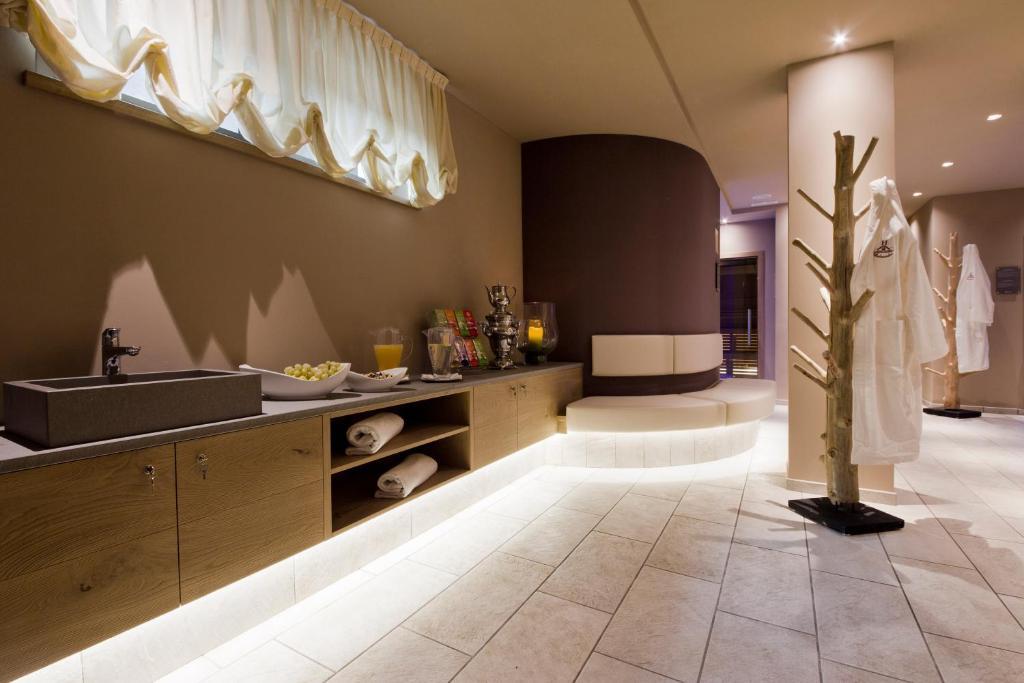 Hotel Ambassador Levico Terme Extérieur photo