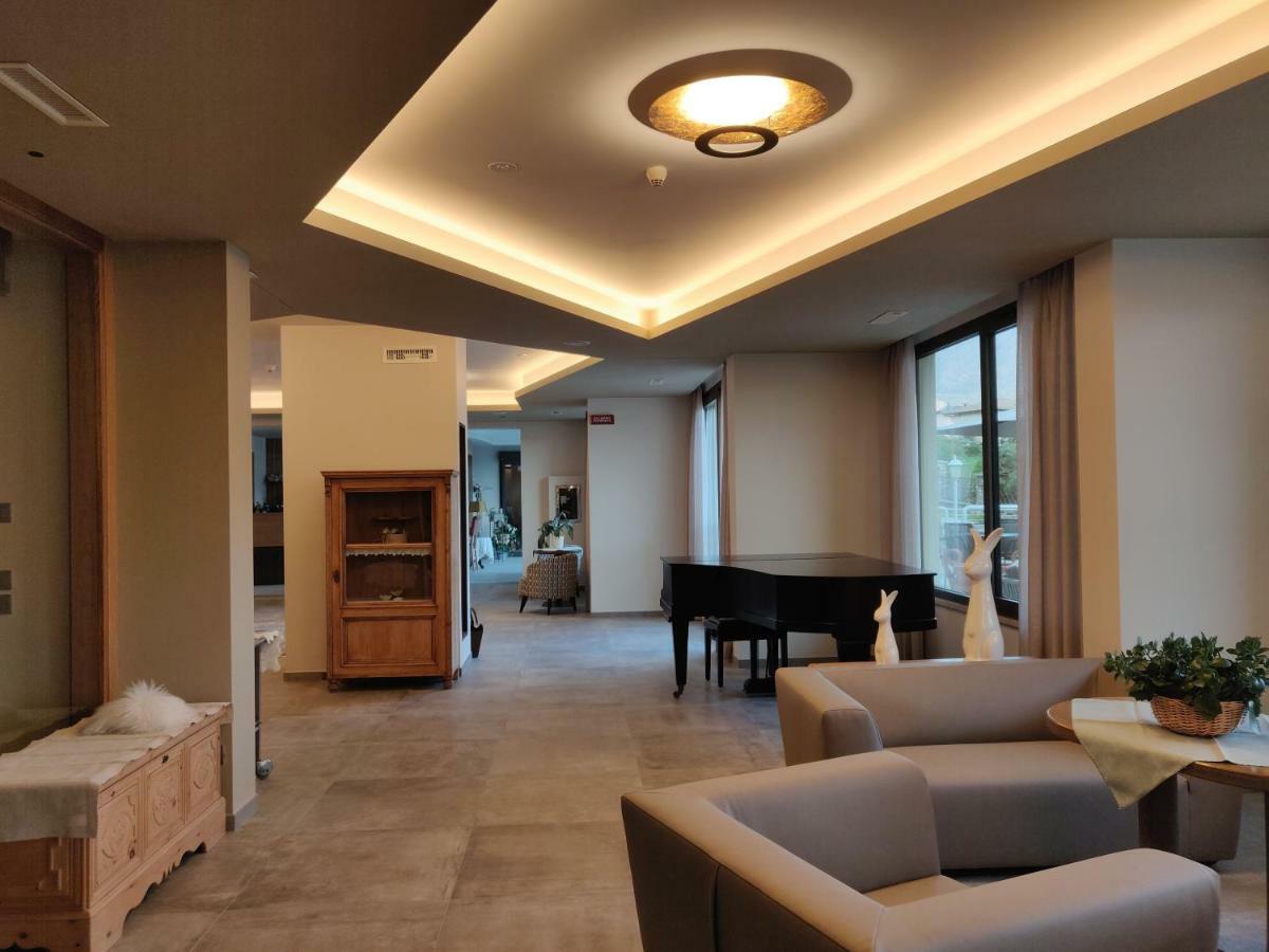 Hotel Ambassador Levico Terme Extérieur photo